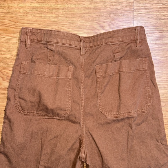 Quince Organic Stretch Cotton Twill Straight Leg
Cropped Pants - Picture 9 of 10